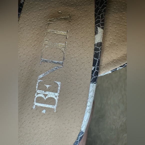 BE DII Blue & White Floral Print Mules - Picture 3 of 11